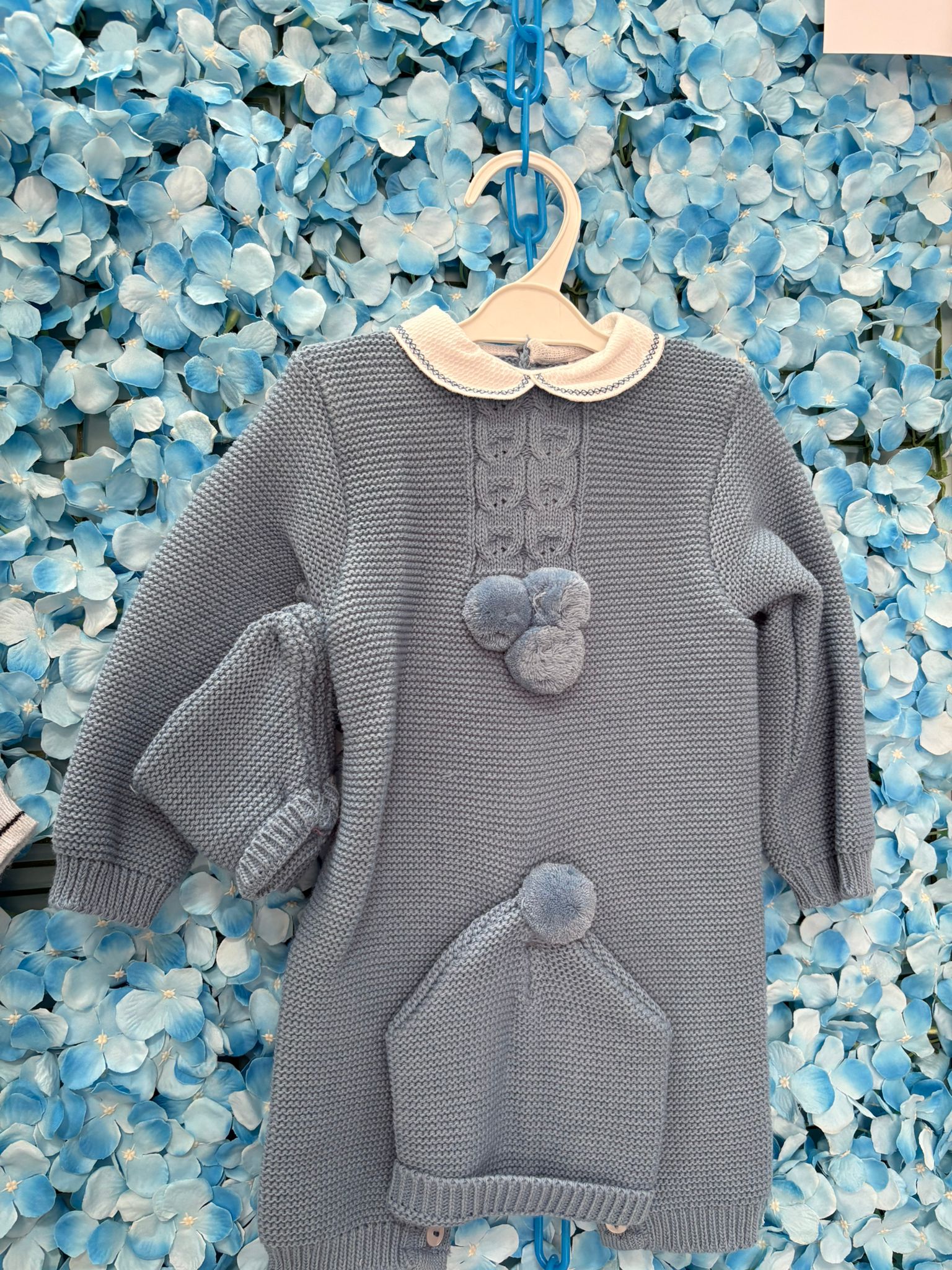 Tutina bon bon + calzini + cappellino