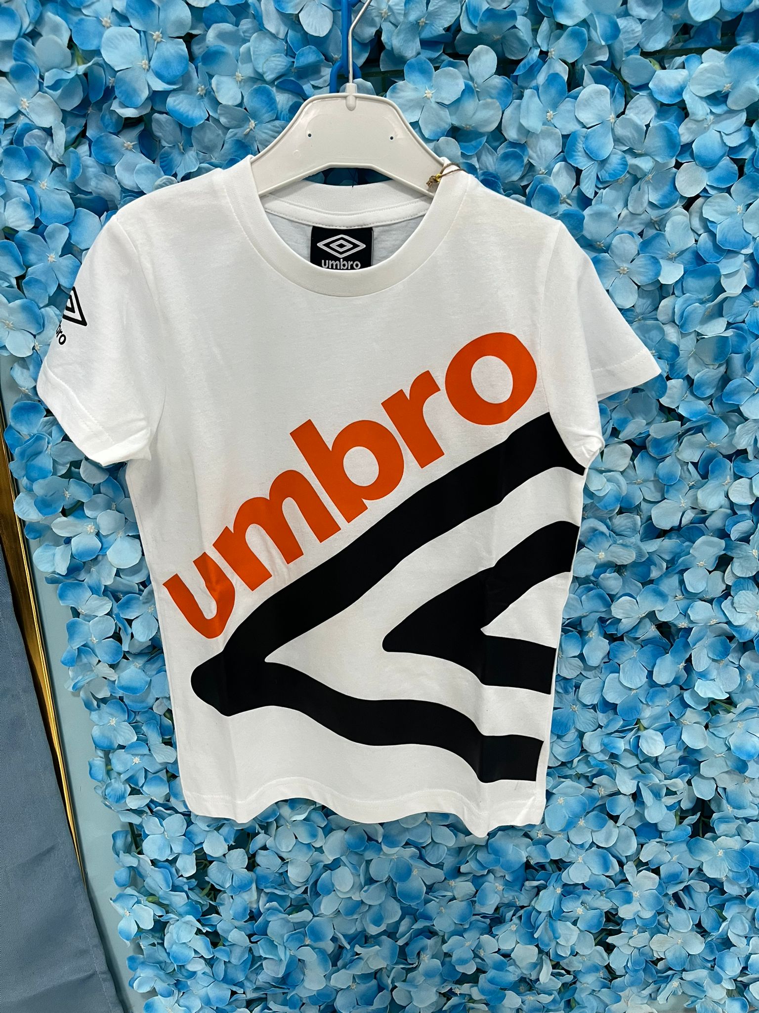 Tuta umbro